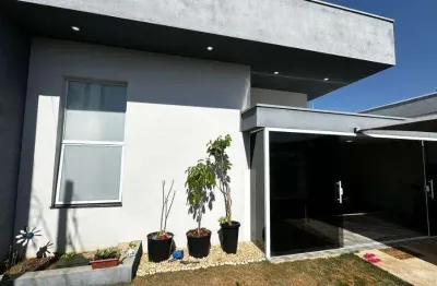 Casa à venda em jaguariúna, reserva da barra, com 2 quartos, com 117 m²