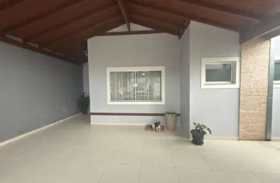 Casa à venda em jaguariúna, nova jaguariúna iii, com 3 quartos, com 171 m²