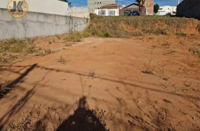 Terreno com área total de 250m² à venda no residencial coração de jesus, em jaguariúna