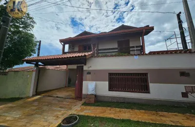 Sobrado à venda em jaguariúna, jardim sylvio rinaldi i, com 4 quartos, com 314 m²