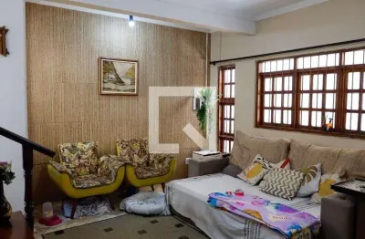 Casa com 3 quartos à venda na Rua Cláudio Aparecido Oliveira, 532, Jardim Roberto, Osasco