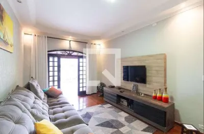 Casa com 3 quartos à venda na Rua Michael Kalinin, 78, Bela Vista, Osasco