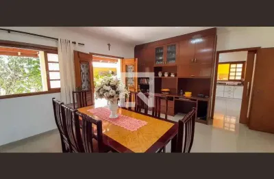Casa com 5 quartos à venda na Avenida Praia Grande, 781, Bussocaba, Osasco