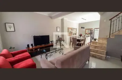 Casa com 3 quartos à venda na Rua das Bandeiras, 46, Quitaúna, Osasco