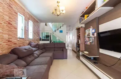 Casa com 3 quartos à venda na Rua Manoel Gouveia, 4, Vila Yolanda, Osasco