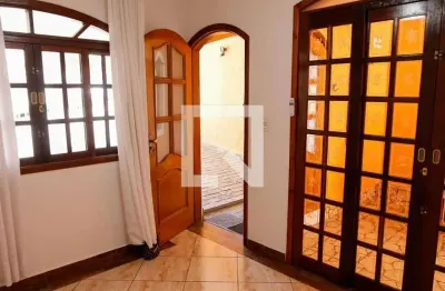 Casa com 4 quartos à venda na Praça Vinte e Cinco de Agosto, 39, Quitaúna, Osasco