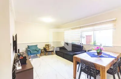 Casa com 3 quartos à venda na Rua Maria Antônia Niero, 277, Santo Antônio, Osasco