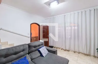 Casa com 3 quartos à venda na Rua Rubens Capp, 102, Bandeiras, Osasco