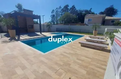 Apartamento 2 dormitórios, sacada, 1 vaga de garagem, piscina e quadra no sertão do maruim