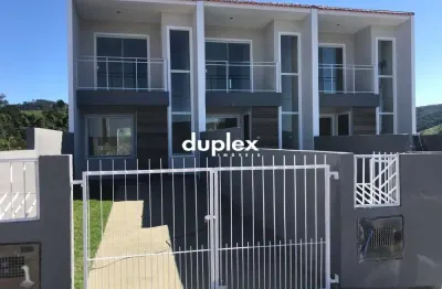 Sobrado 2 dormitórios, semimobiliado, lavabo e 2 vagas em potecas