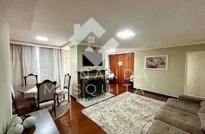 Cobertura linear com 2 quartos no alto – 101 m², vista privilegiada e localização imbatível