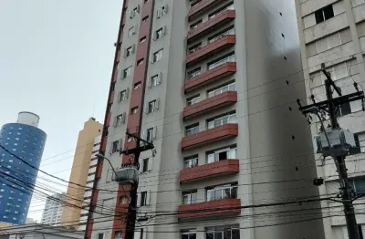 Apartamento com 3 quartos para alugar na Rua Buenos Aires, 611, Água Verde, Curitiba