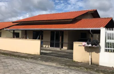 Casa com 3 quartos à venda na Avenida Nereu Ramos, 480, Armação, Penha