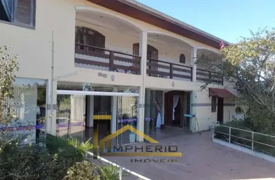Imóvel de luxo: casa à venda em curitiba-pr, 4 quartos, 1 suíte, 2 salas, 2 vagas de garagem e 700m² de área no tatuquara!