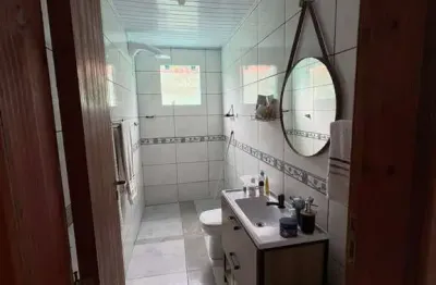 Casa com 2 quartos à venda na rua guirino jory, 42, uberaba, curitiba, 135 m2 por r$ 199.000