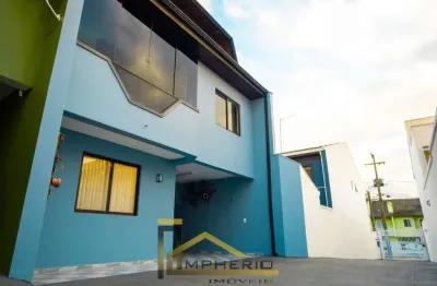 Imperdível: casa à venda em curitiba-pr, jardim das américas! 3 quartos, 1 suíte, 2 salas, 3 banheiros, 2 vagas, 182m².