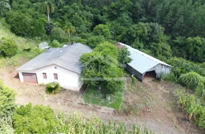 Sítio com casa de 3 quartos à venda em morro reuter