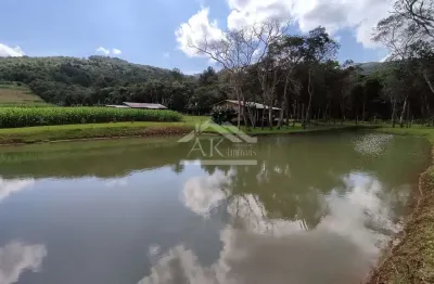 Chácara com açude e vista à venda na zona rural de dois irmãos