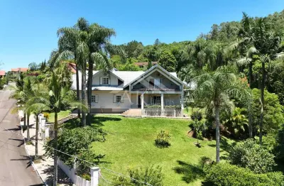 Casa incrível à venda em picada café na serra gaúcha!