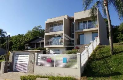 Casa de alto padrão à venda em picada café, na serra gaúcha