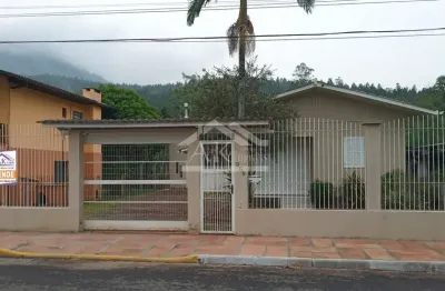 Duas casas com 2 quartos cada, à venda em picada café na serra gaúcha