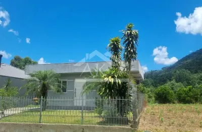 Casa com 2 quartos à venda na Rua Edvino Schabarun, 01, Joaneta, Picada Café