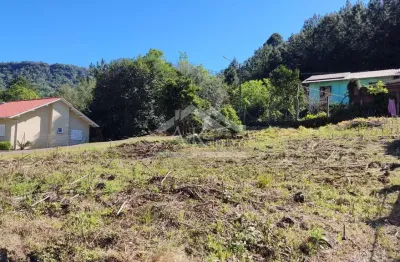 Amplo terreno de esquina à venda na cidade de picada café, na serra gaúcha