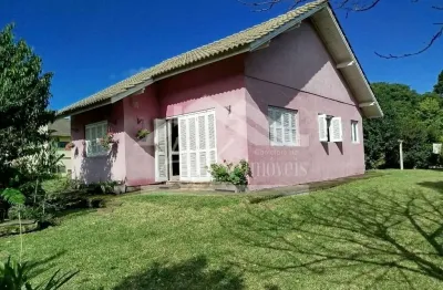 Casa com amplo terreno à venda no bairro pinhal alto em nova petrópolis