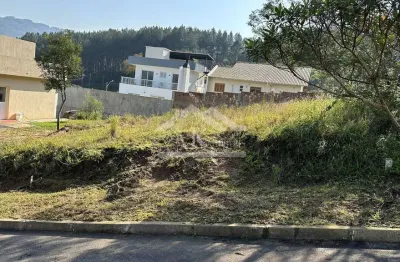 Terreno com declive à venda no centro da cidade de picada café, na serra gaúcha