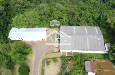 Amplo prédio industrial localizado na picada são paulo, morro reuter