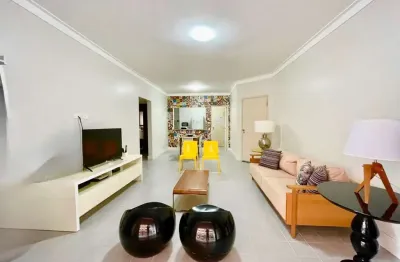 Apartamento com 3 quartos sendo 1 suíte à venda na praia das pitangueiras - guarujá/sp.