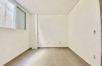 Sobrado com 3 quartos sendo 1 suíte à venda na praia das astúrias - guarujá/sp.