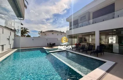 Casa com 6 dormitórios à venda, 430 m² por R$ 5.300.000,00 - Jardim Acapulco - Guarujá/SP