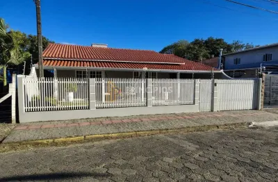 Casa com 3 quartos à venda na Rua Dep. Nilton Kucker, 364, São Domingos, Navegantes