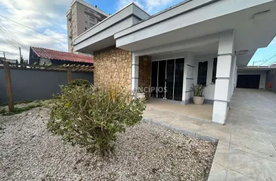 Casa com 3 quartos à venda na Rua Marcos Gustavo Heusi, Centro, Navegantes