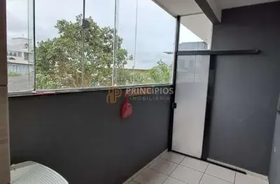 Apartamento com 2 quartos para alugar na Rua Itamar José da Luz, Centro, Navegantes