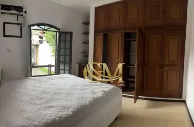 Casa com 3 quartos à venda na Rua Caiapós, São Francisco, Niterói