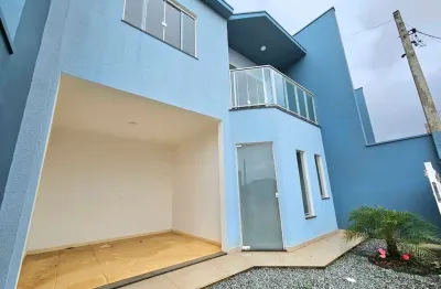 Sobrado para locação anual na quinta dos açorianos – conforto e praticidade em um só lugar!