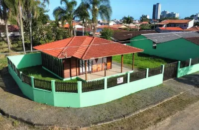 Casa com 2 quartos à venda na Rua Leopoldo Olegário Brenneisen, 205, Centro, Barra Velha