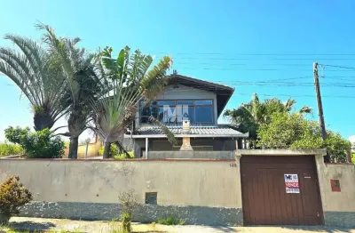 Casa com 3 quartos à venda na Ruatito Chrostowski Gornicki, 142, Centro, Barra Velha