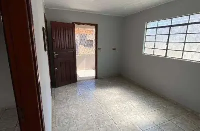 Casa à venda na vila pires em santa bárbara d'oeste com 3 quartos e ótima localização