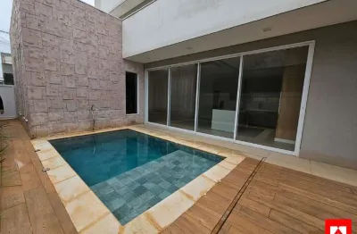 Casa à venda no Residencial Jardim Firenze, Santa Bárbara d'Oeste com 3 suítes e 2 vagas de garagem