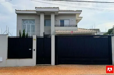 Casa à venda no jardim flamboyant, santa bárbara d'oeste com 3 suítes e piscina.