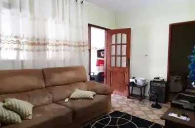 Casa à venda no jardim da paz, americana com 3 quartos (1 suíte) e 2 vagas de garagem.