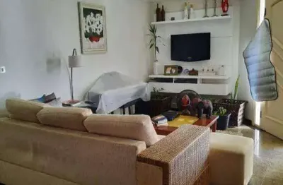 Sobrado espaçoso à venda no bairro grego, santa bárbara d'oeste