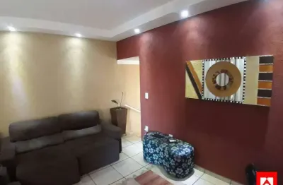 Casa à venda no parque das nações em americana com 2 quartos e 3 vagas de garagem.
