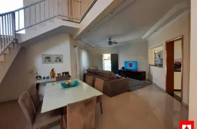 Casa à venda no jardim mariana em santa bárbara d'oeste com 3 quartos (1 suíte) e 4 vagas de garagem.