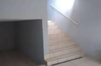 Casa à venda no residencial parque dos lagos em santa bárbara d'oeste com 3 quartos e 4 vagas de garagem