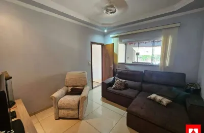 Casa à venda no jardim souza queiroz em santa bárbara d'oeste.