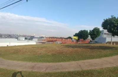 Terreno à venda no residencial mac knight em santa bárbara d'oeste com 679 m²